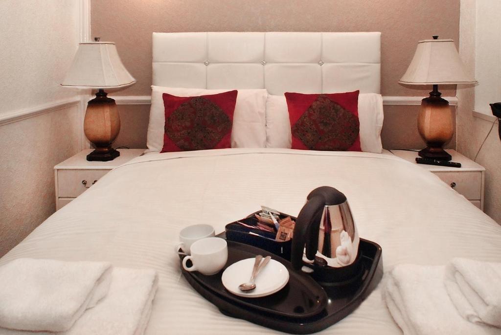 Classic Hyde Park Hotel London Room photo