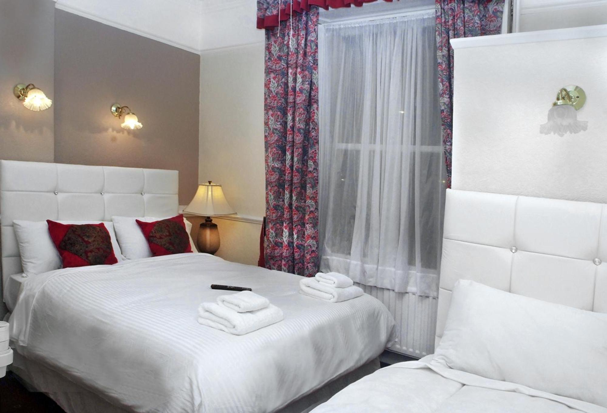 Classic Hyde Park Hotel London Exterior photo